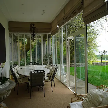 Le Chateau * Lavigny