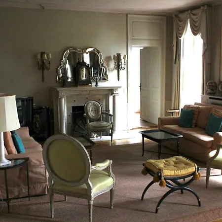 Le Chateau Villa