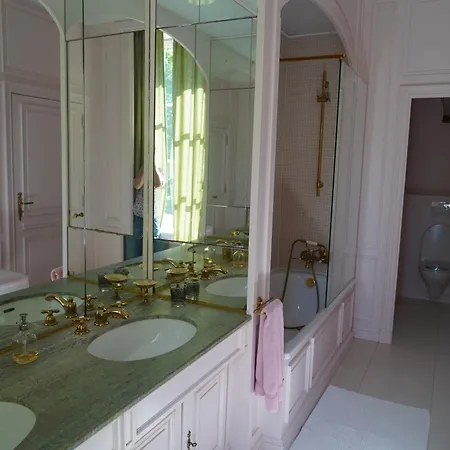 Le Chateau Villa Lavigny